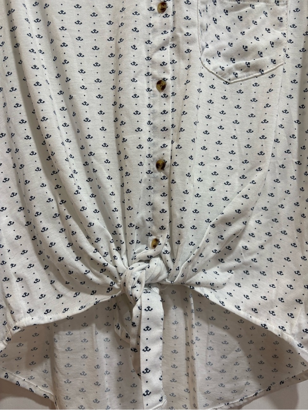 Sleeveless White Button-Down Tie Front Top with Navy Anchor Print - Picture 2 of 7